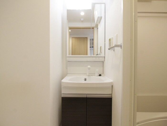 物件内観写真13　(洗面)