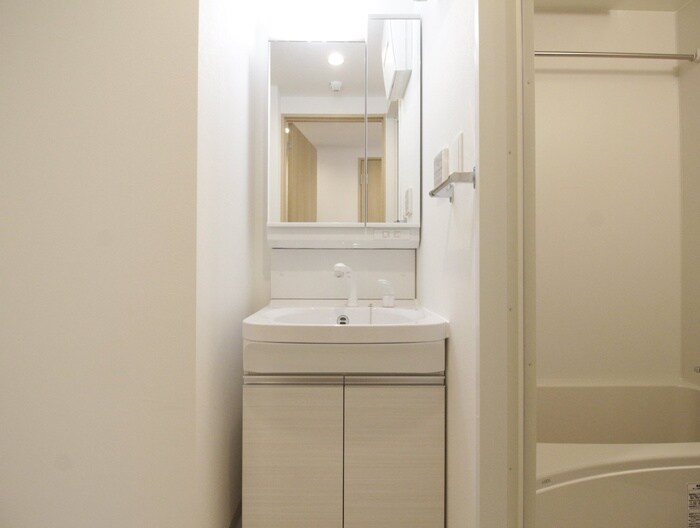 物件内観写真13　(洗面)