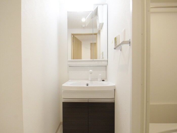 物件内観写真13　(洗面)