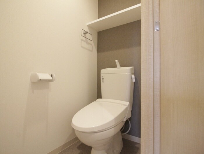 物件内観写真14　(トイレ)