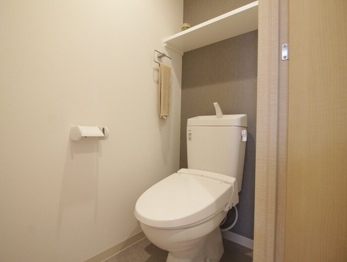 物件内観写真14　(トイレ)