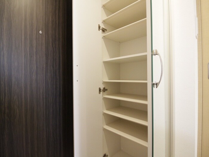 物件内観写真16　(靴箱)