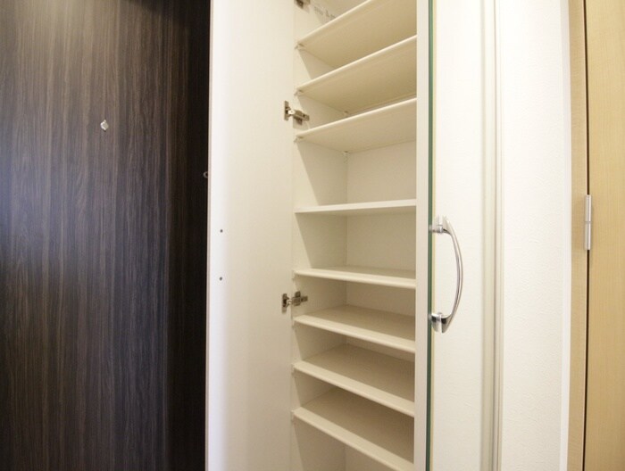 物件内観写真16　(靴箱)