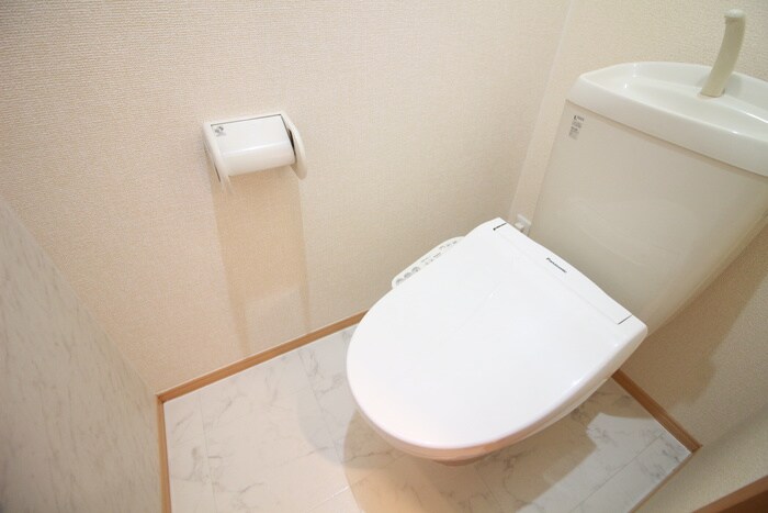 物件内観写真16　(トイレ)