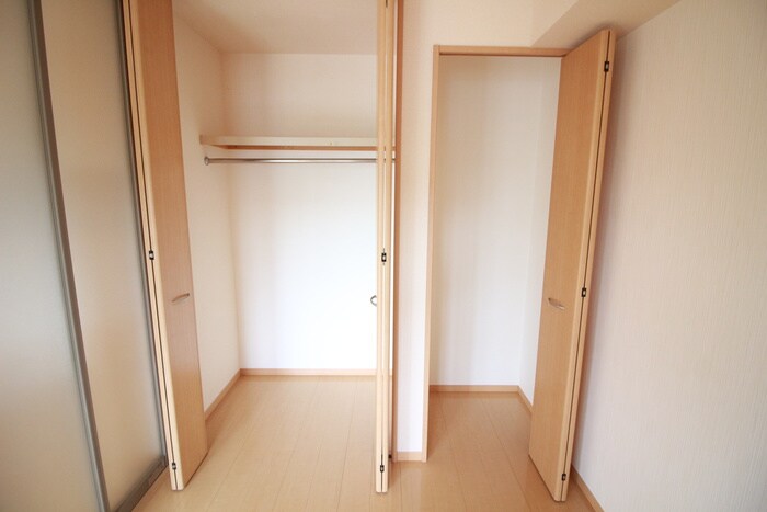 物件内観写真18　(収納)