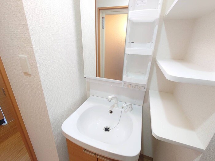 物件内観写真10　(洗面)