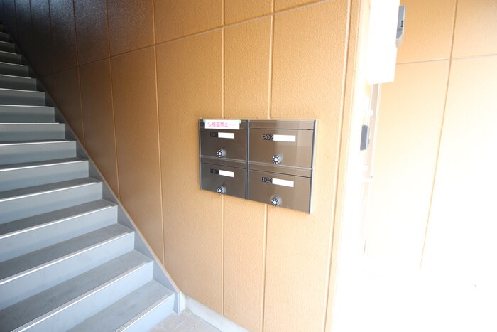 物件外観写真6　(外観写真)