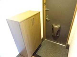 物件内観写真10　(玄関)