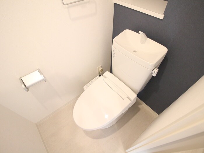 物件内観写真13　(トイレ)