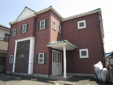 プレジャ－２００１外観写真