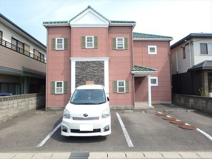 物件外観写真3　(外観写真)