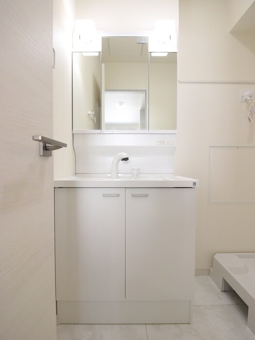 物件内観写真13　(洗面)