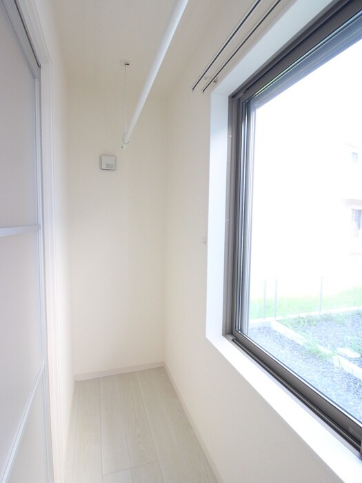 物件内観写真14　(居室)