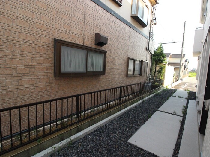 物件内観写真21　(室内からの展望)