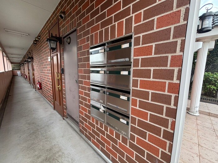 物件外観写真4　(建物設備)