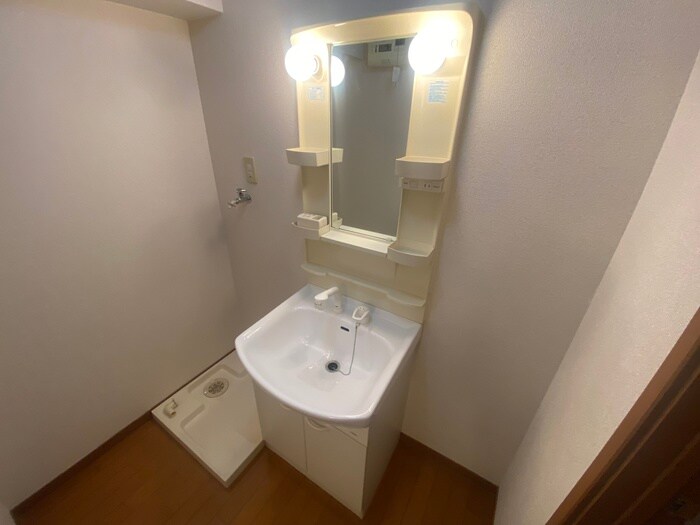 物件内観写真11　(洗面)