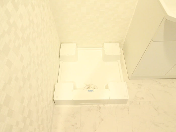 物件内観写真9　(洗濯機置場)