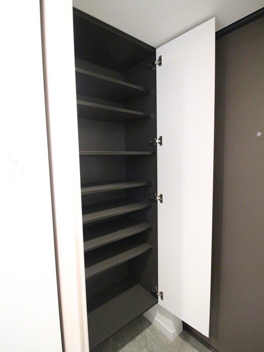 物件内観写真11　(収納)