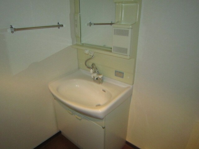 物件内観写真15　(洗面)