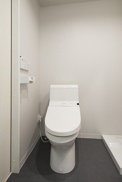 物件内観写真6　(トイレ)