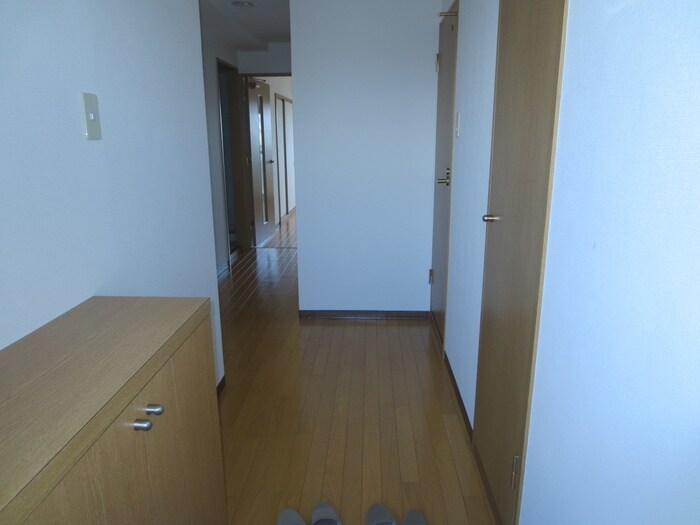 物件内観写真13　(廊下)