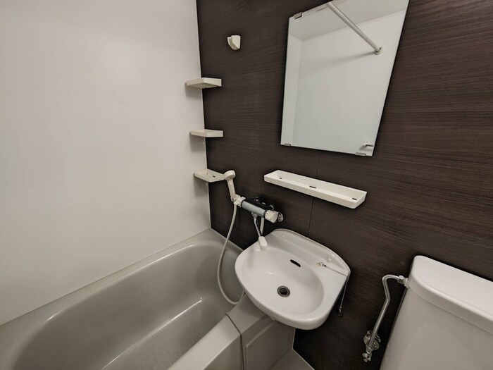 物件内観写真13　(洗面)