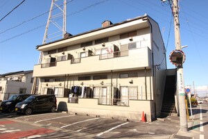 ア－バンスクエア－２外観写真