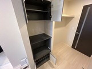 物件内観写真7　(収納)