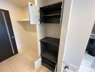 物件内観写真9　(靴箱)