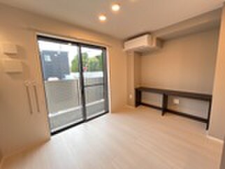 物件内観写真11　(居室)