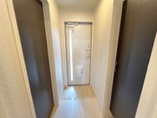 物件内観写真16　(廊下)