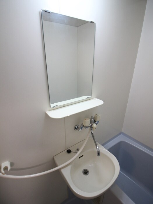 物件内観写真13　(洗面)