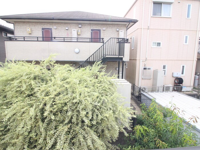 物件内観写真18　(室内からの展望)