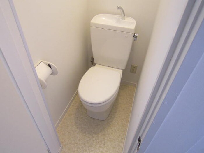 物件内観写真11　(トイレ)