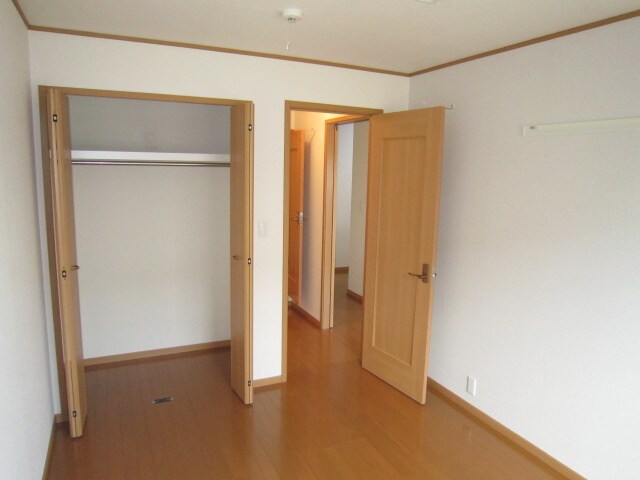 物件内観写真11　(居室)