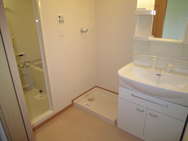 物件内観写真13　(洗面)