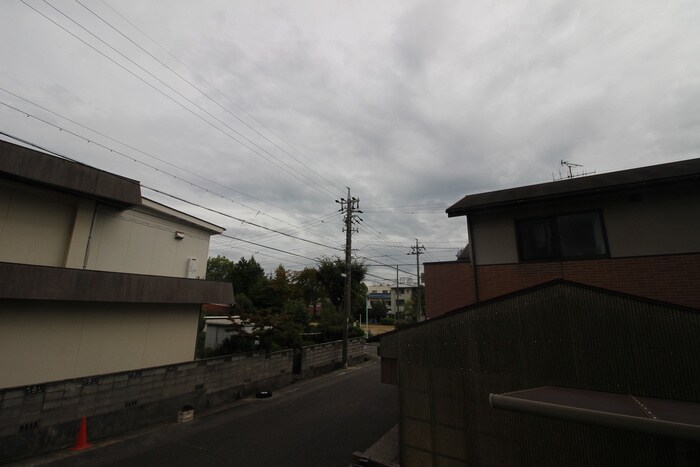 物件内観写真20　(室内からの展望)