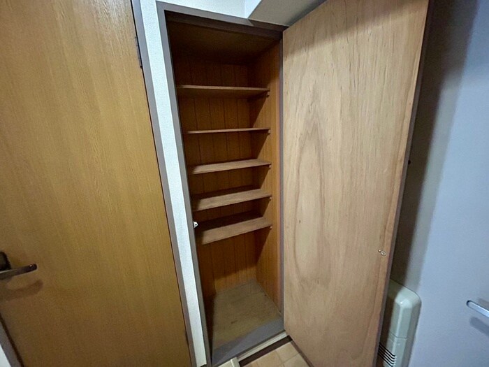 物件内観写真21　(靴箱)