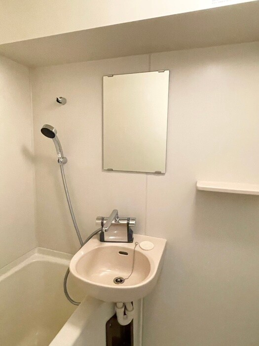 物件内観写真13　(洗面)