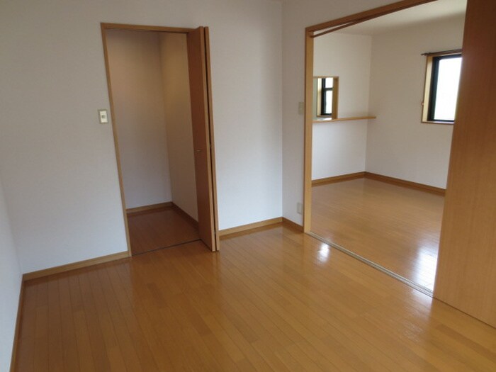 物件内観写真11　(居室)