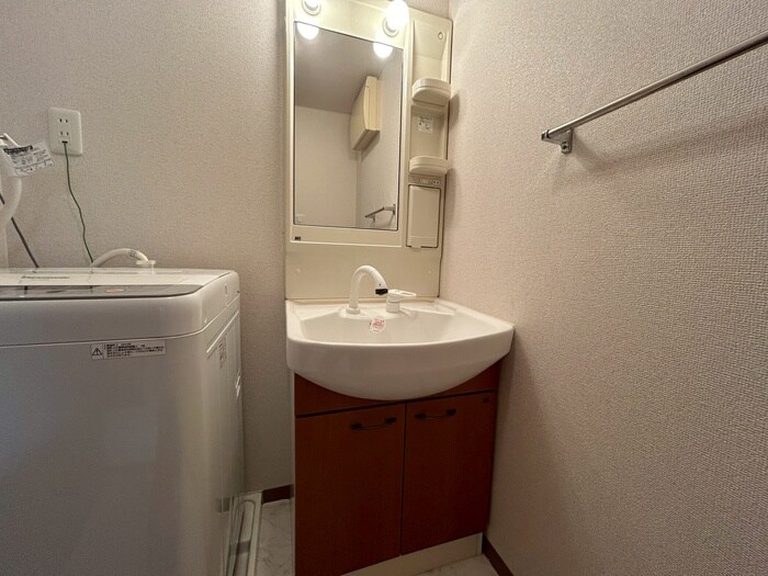 物件内観写真10　(洗面)