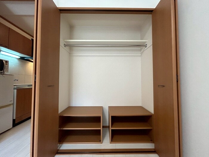 物件内観写真12　(収納)