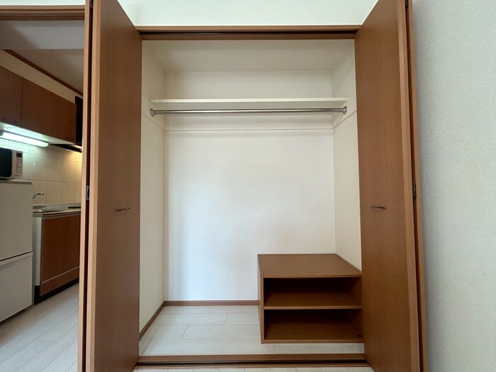 物件内観写真12　(収納)