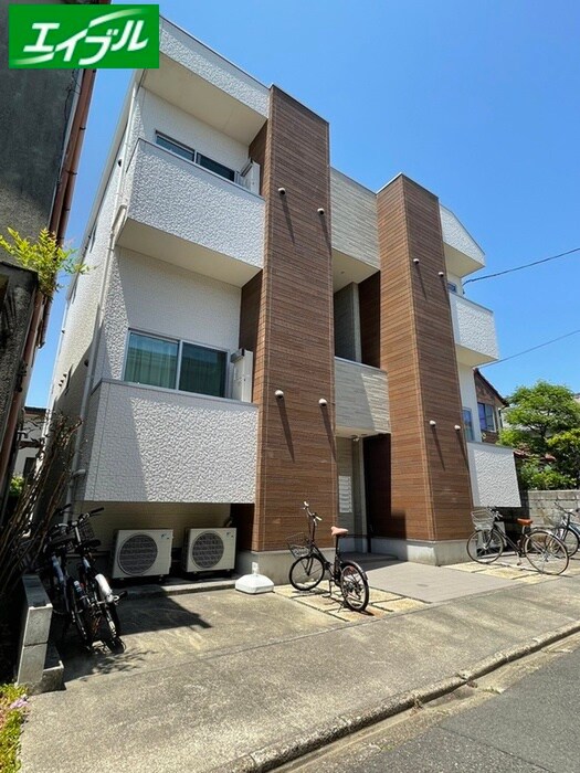 物件外観写真1　(外観写真)