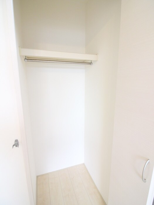 物件内観写真9　(収納)