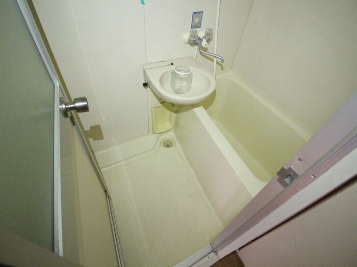 物件内観写真10　(バス／シャワールーム等)