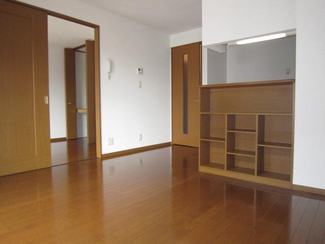 物件内観写真4　(居室)