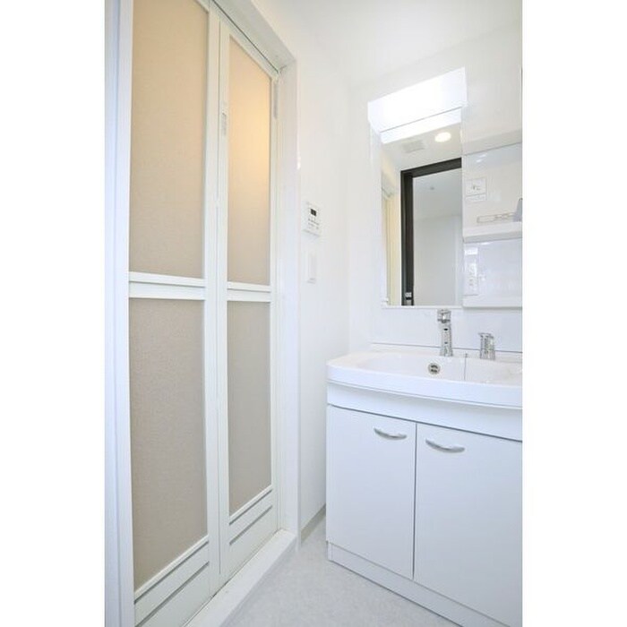 物件内観写真11　(洗面)