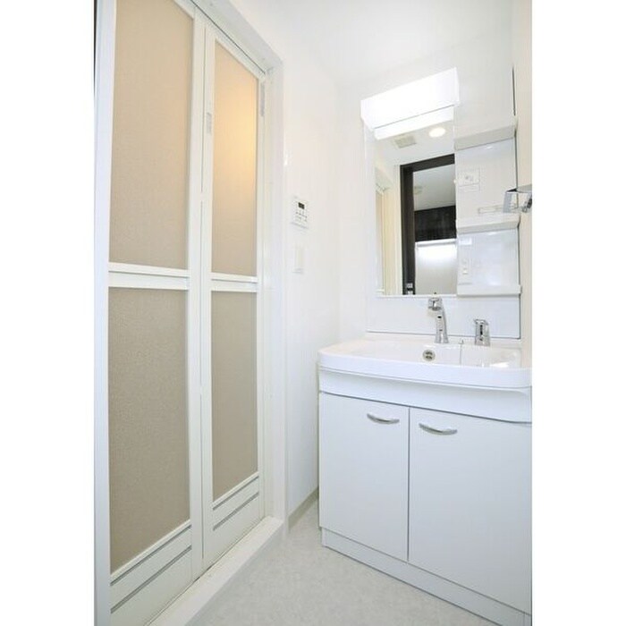 物件内観写真12　(洗面)