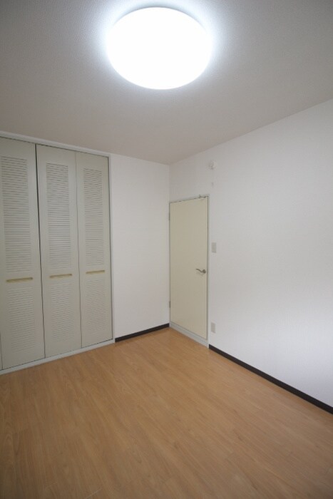 物件内観写真15　(居室)